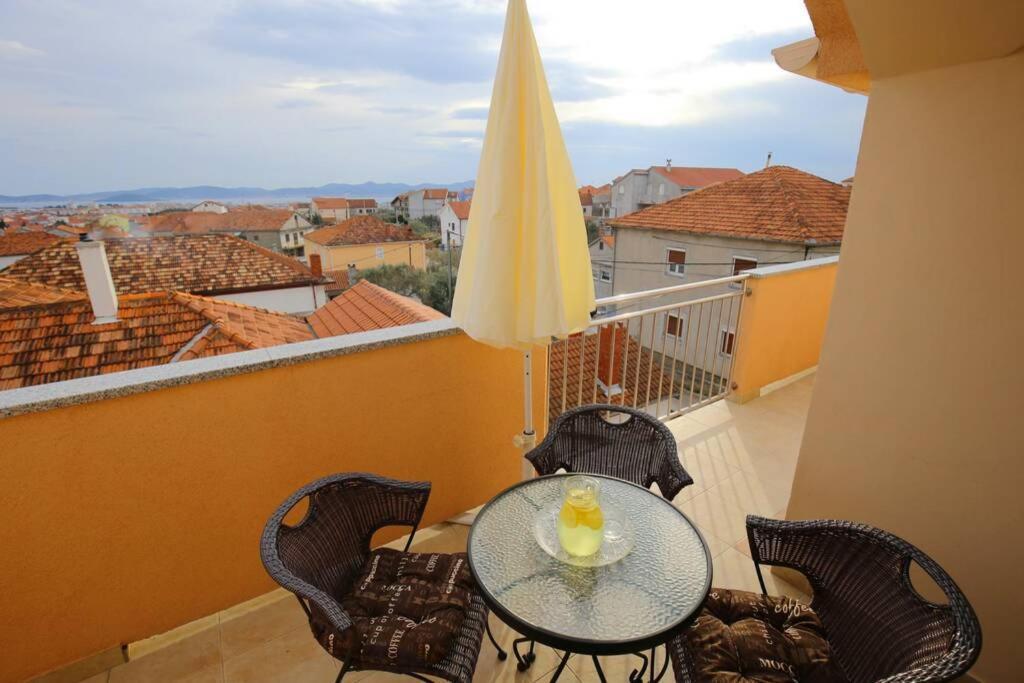 Apartman Lara Zadar Extérieur photo